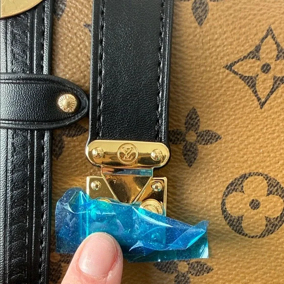 Luxury Designer Brown and Black Women's Bag - Picture 7 of 13